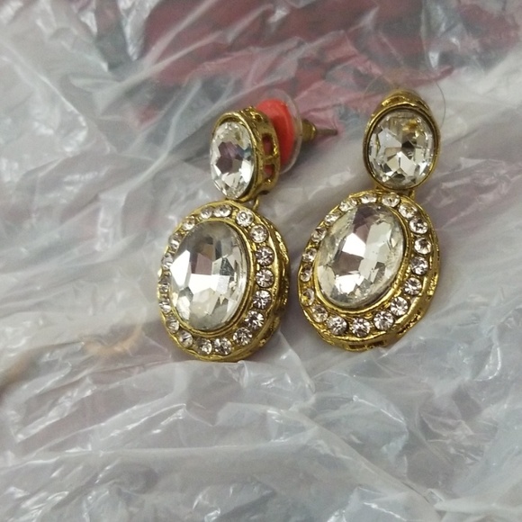 Beautiful earnings - Picture 3 of 3